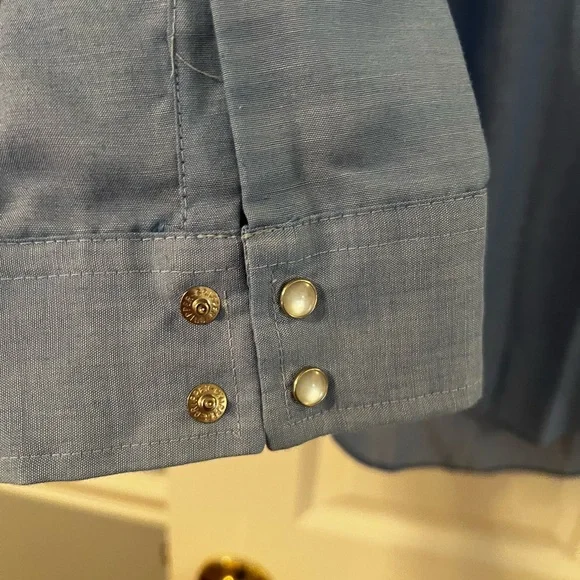 VINTAGE Western Shirt - Picture 4 of 7